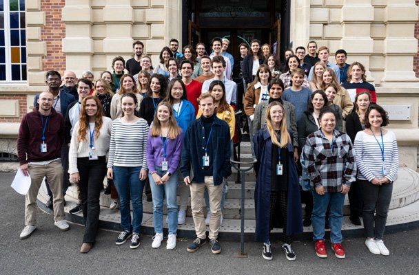 Photo de groupe - Etudiants à Pasteur lors du "Welcome day" Photo de groupe - Etudiants à Pasteur lors du "Welcome day"